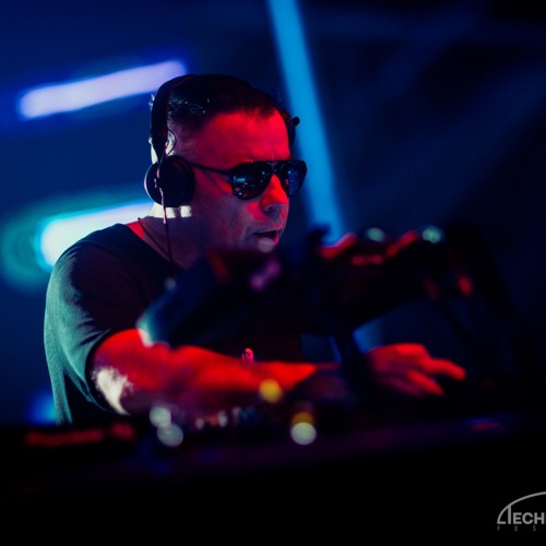 Martin Books Mixes, Podcasts & Live Set‘s