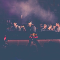 Wally Lopez a month at home mix