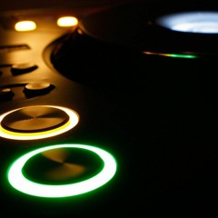 Chris Bruce -  SOUNDS OF LEEDS PT2 XMAS MIX ELECTRO HOUSE  2021 - Vol 1 marc leaf productions