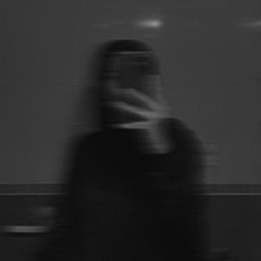 glitch in her kiss (prod. 2ukko)
