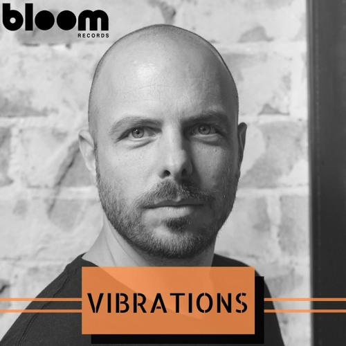 GOLAN ZOCHER - VIBRATIONS EP 034 / APR 2022 / PROTON RADIO SHOW