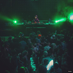 Flo Rida - Apple Bottom Jeans (NuLif3 Furry Bootleg) .wav