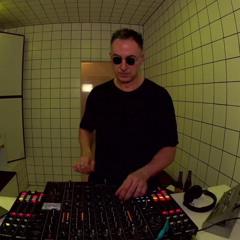 Dubfire Live @ HÖR Berlin 2022-10-25.mp3