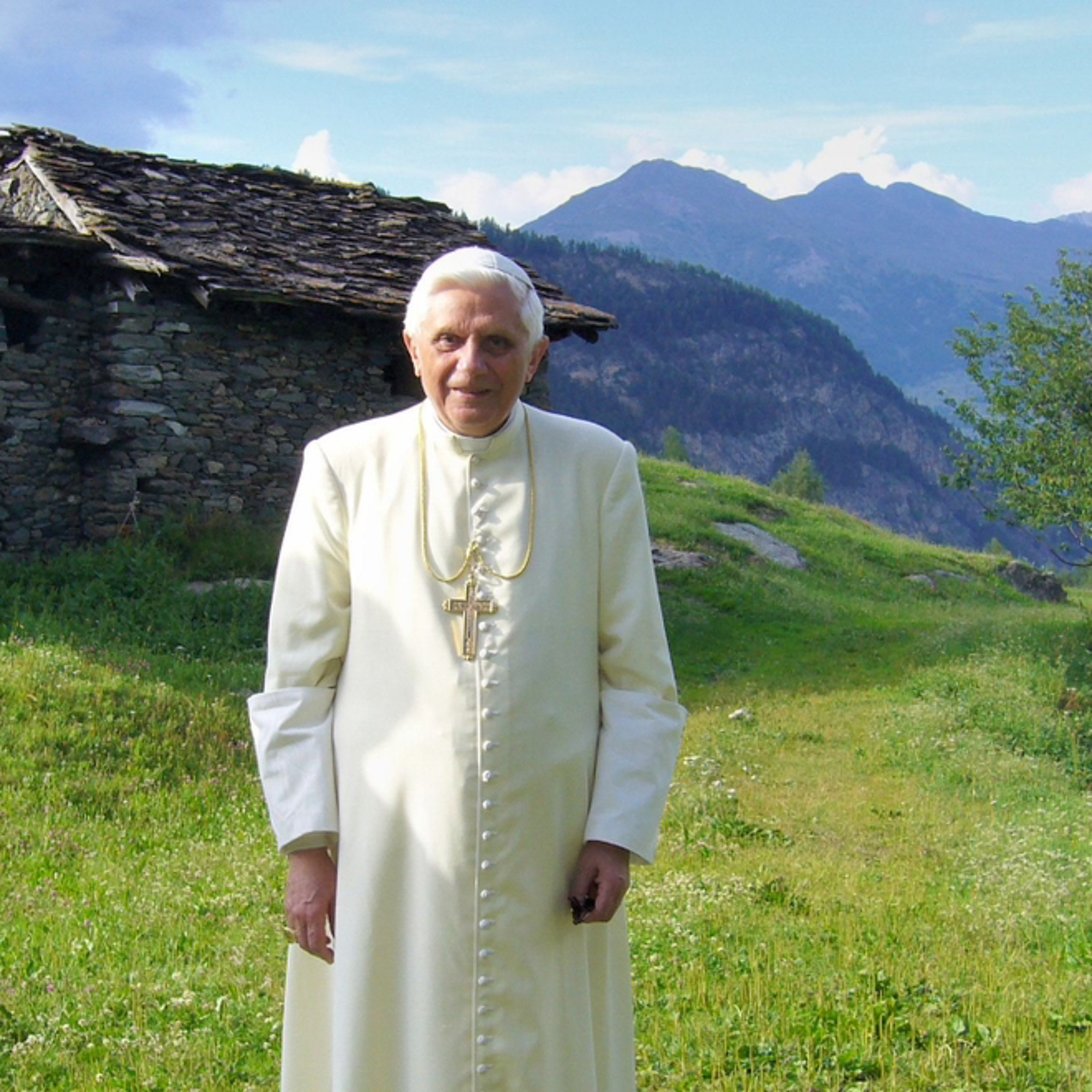 Pope Benedict XVI School of Prayer: Catechesis 24 -Priestly Prayer of Jesus episode artwork