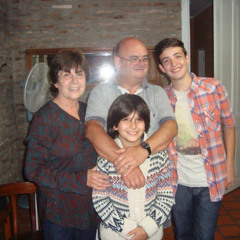 fumo y miro al cielo