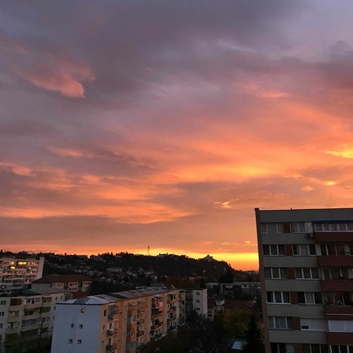 Bobuu - Rasarit In Grigorescu