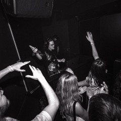 10min experimental electronic mix - snow Strippers, Crystal Castles, 2hollis, Brothel in Belieze