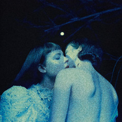 Julia Mestre - Vampira
