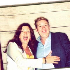 Thick Brown Cube LOOP