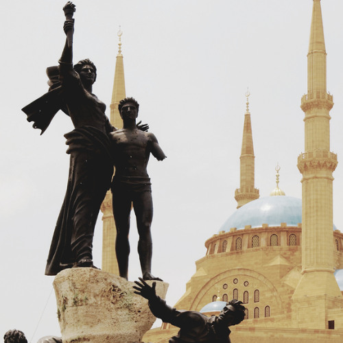 Aula Árabe Universitaria 7.14: Schism in the Middle East: A collision of religion and politics under the shadow of war