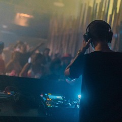 Thé Dansant - Pink - Indoor