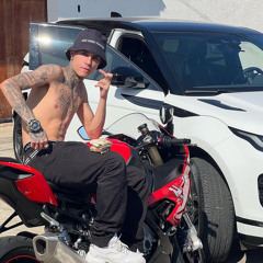 MC Paiva e MC Saci - Churrascão em Cima da Laje ( DJ João da Inestan e DJ DG do RB)