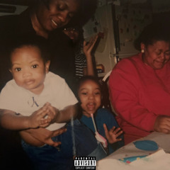 9.) FAMOSA. (feat. Luv)