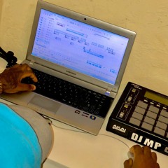 Mcs Laranjinha Vitin LC - BROTA NA INTENÇÃO -DJ MP mpc DJ 2D DO PARAISO