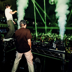 ON THE FLOOR X STEREO LOVE
