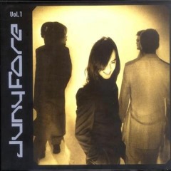 Junyfore-Tears At The End Of The Sky Lyrics
