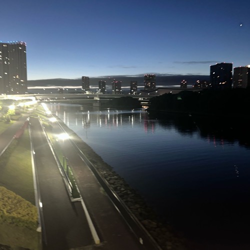 空夜think/ (prod.Heel Hold)