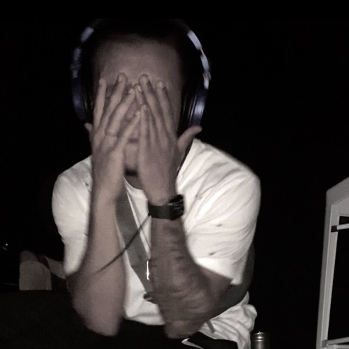 Mosh Pit (Prod. rxberto)