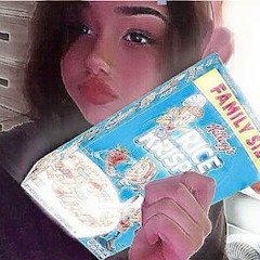 she just want the rice 😢