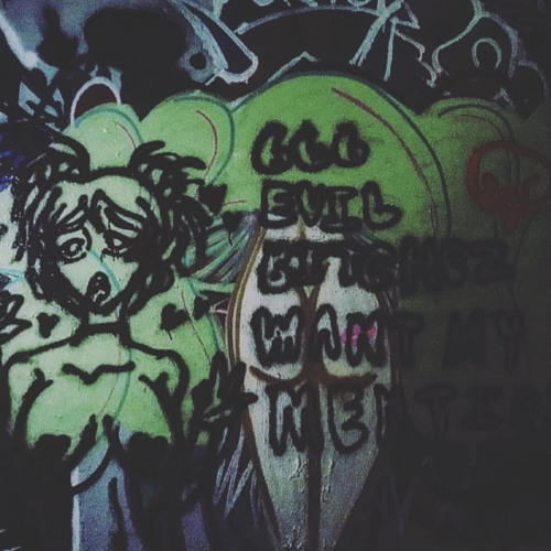 3AM IM OUTSIDE IM WALKING! (SPED UP)