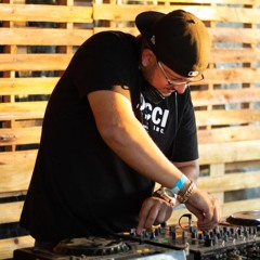 SET 06# TECH-HOUSE