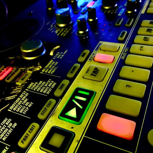 HighLiveRecord420 - Korg EMX