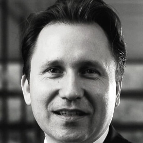 Cyber Everywhere. Connected Cars. Ingo Dassow, Director & Cyber Connected Vehicles Leader, Deloitte.