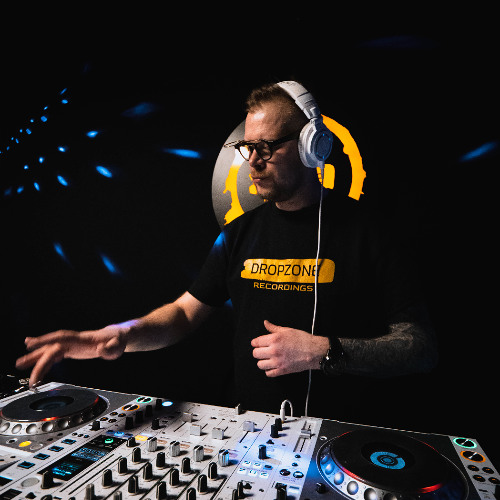 NETROM@ DROPZONERECORDINGS (VEB25)
