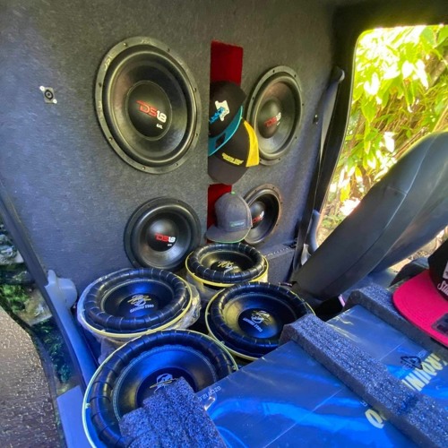 RMK_SAAH_(1)_MIX_BASS_2021.mp3