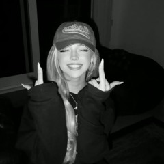 лари лари лав