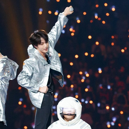진 (Jin) 'The Astronaut' (original and with Coldplay)