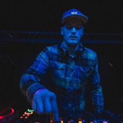 Mike Spirit - Primetime vs Coresyntax - Linchpin (Badrick mix)