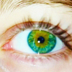 greeeen eyes