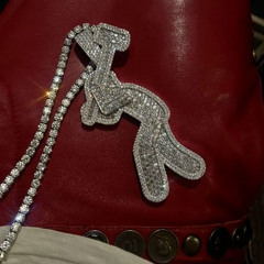 'Popstar' ✨ (prod. MaxovBeats)