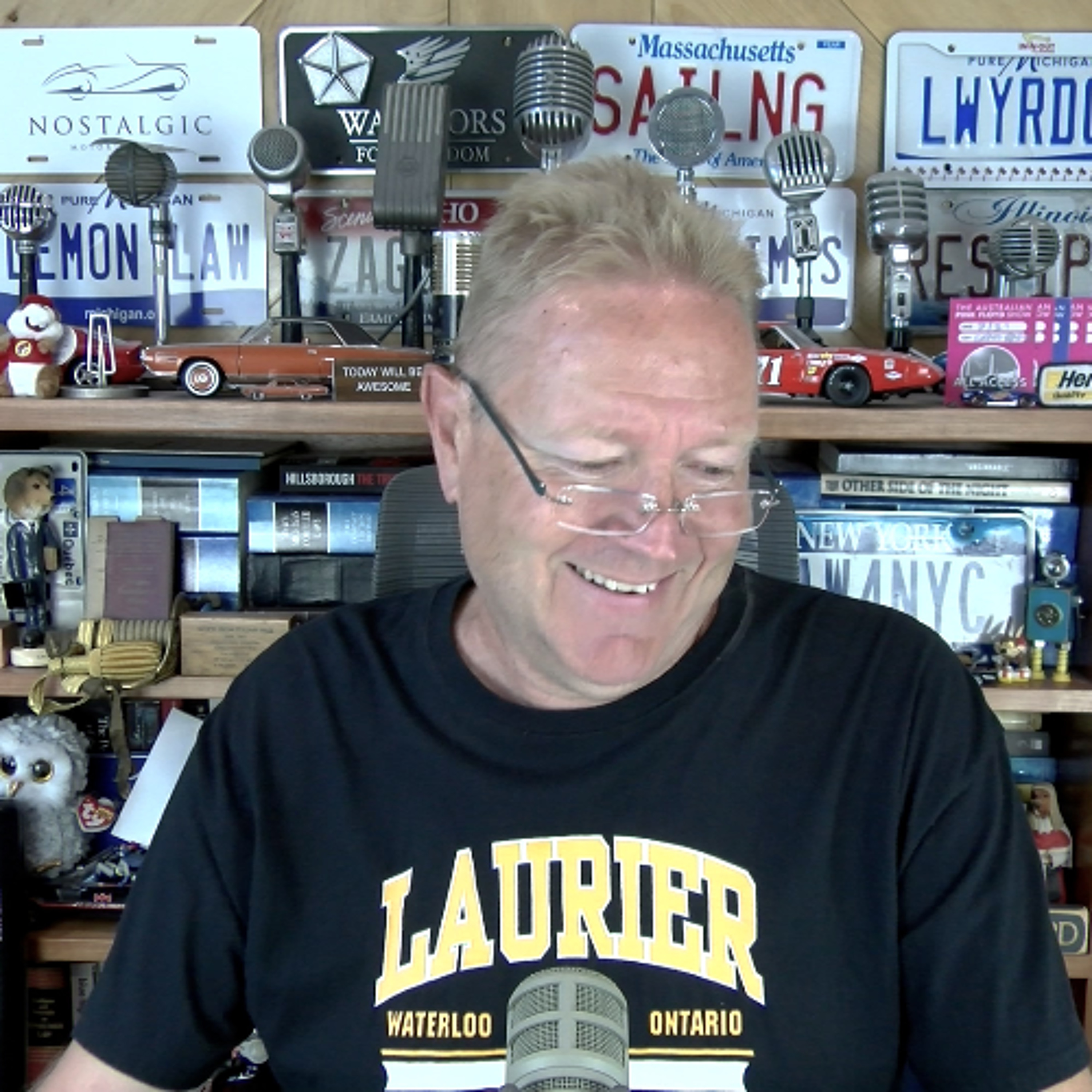 Arrested for Driving off with Money Found in Parking Lot