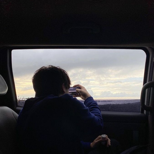 Junny- Let’s fall in love for the night