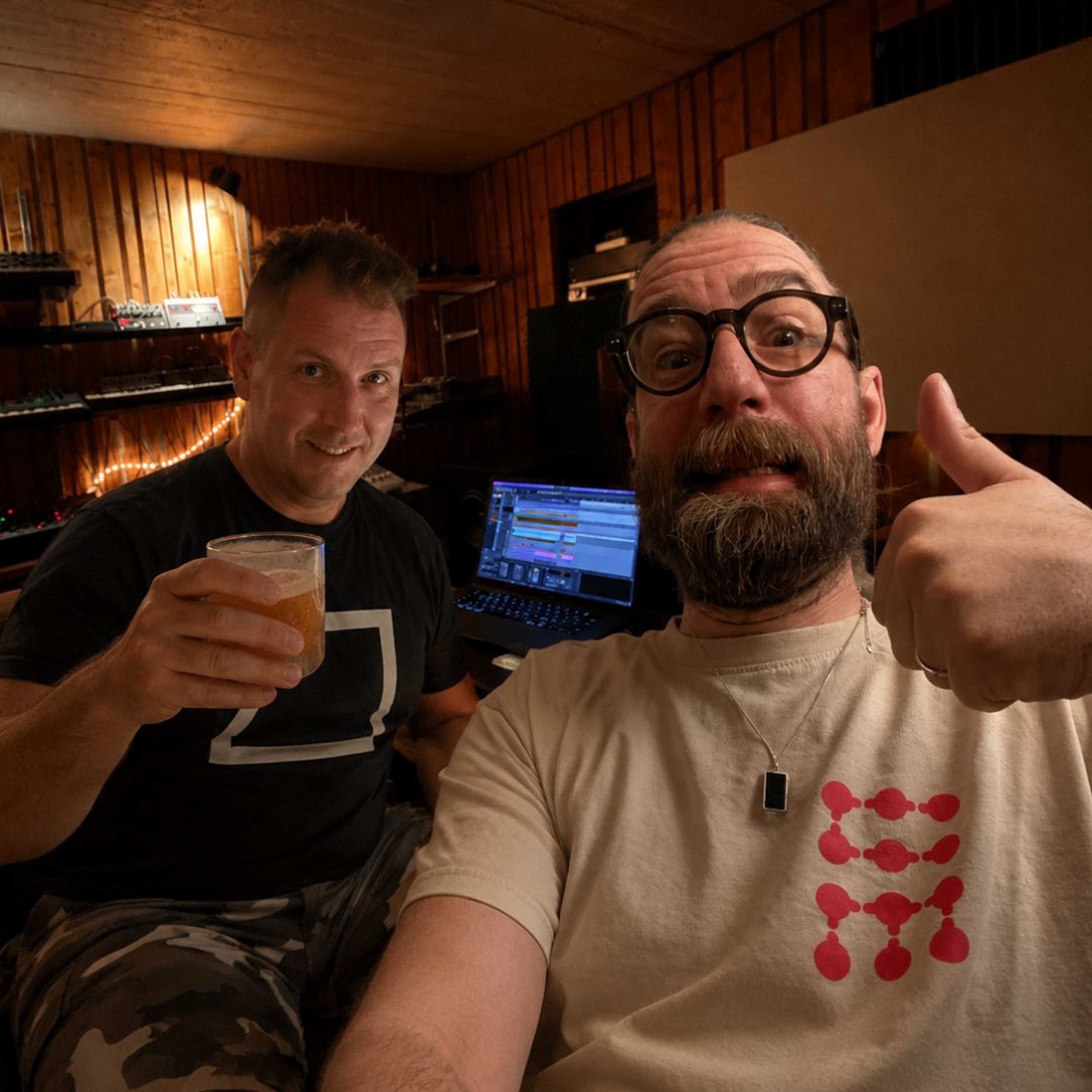 Lamour Podcast #Sommarsnack med Niklas & Viktor episode artwork