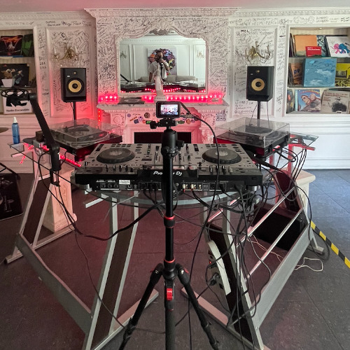 Guest Mix by Paco Lumière @radioescondido