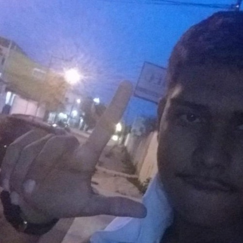 MT - NA MINHA GLOCK COM ROUPA X E ELA VEM JOGANDO A RABA [DJ GL DE VILA VELHA]