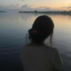 i feel like you like me but you dont like me x marry-alex g