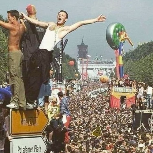 Outside World VirOz Remix