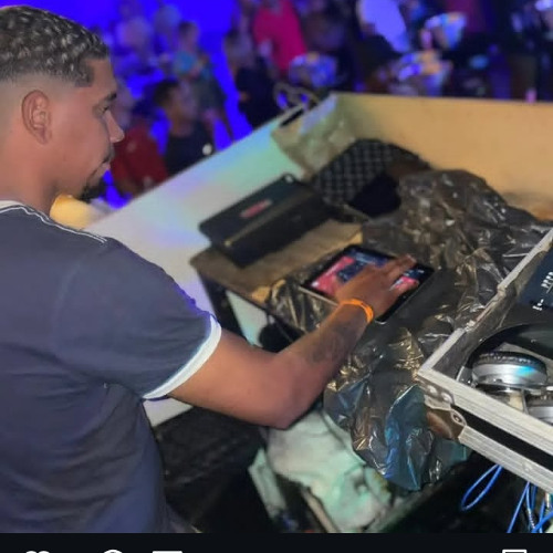 -== COMPEDIÇÃO DAS MENINAS DE   4 FAZENDO A POSICÃO PRO DJ FELIPE  [ ´DJ FELIPE DA ALMA]