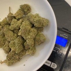 DUMMKID FT UZI SOLDAT