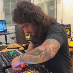 Malandro Retro (Live Performance) - LTGL Streaming Sessions