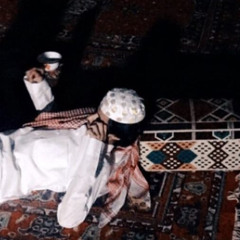 ⁦ ⁩محتاج لك حييل والله يقطع الحاجه ):