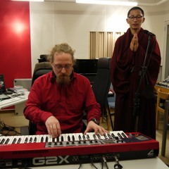 Palle Dahlstedt and Gyalwai Nyugu Rinpoche. Tibet meets experimental music.(5)
