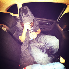 Encerreado en el pubelo