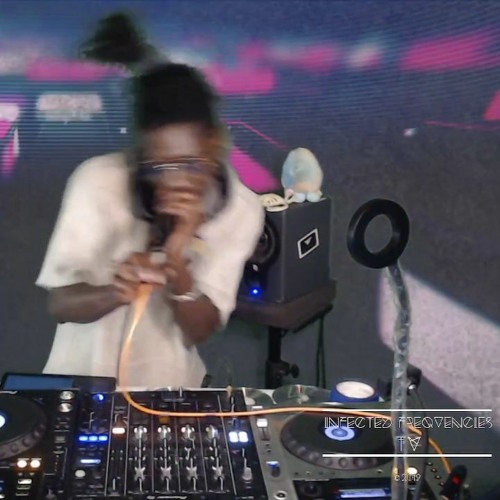 ROBOTRIIIP - MOVEMENT MONDAYS S1 2022 - 04 - 25 [AUDIO]