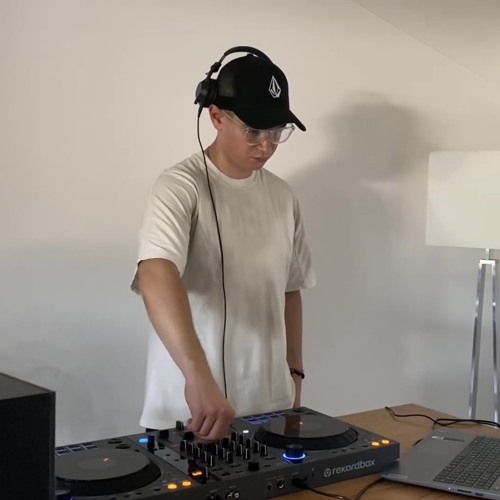 minimalLAminimal011 [hot sunday set]