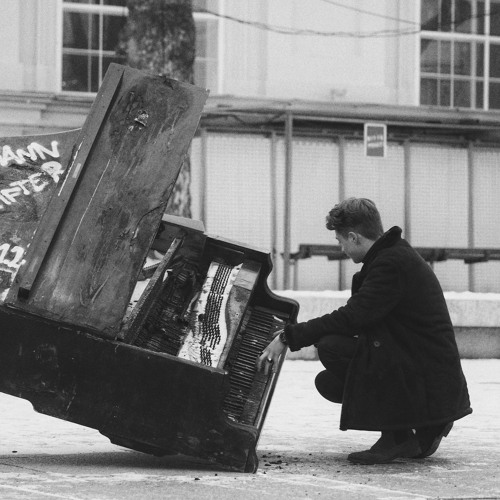 I Fall In Love Too Easily